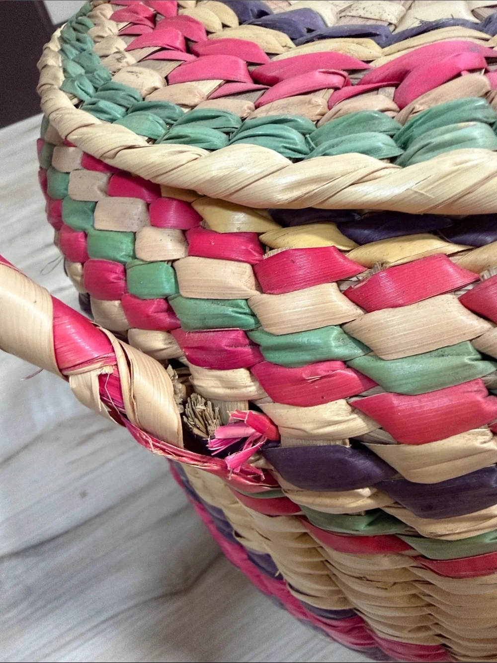 Vintage Colorful Woven Basket Purse Lidded Boho Folk Art Handbag